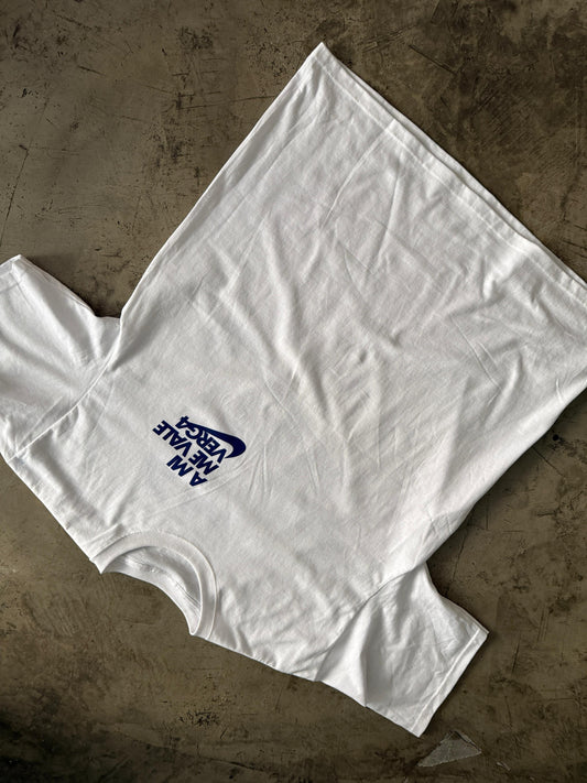 Playera "A Mi Me Vale Verga" Blanca / Azul